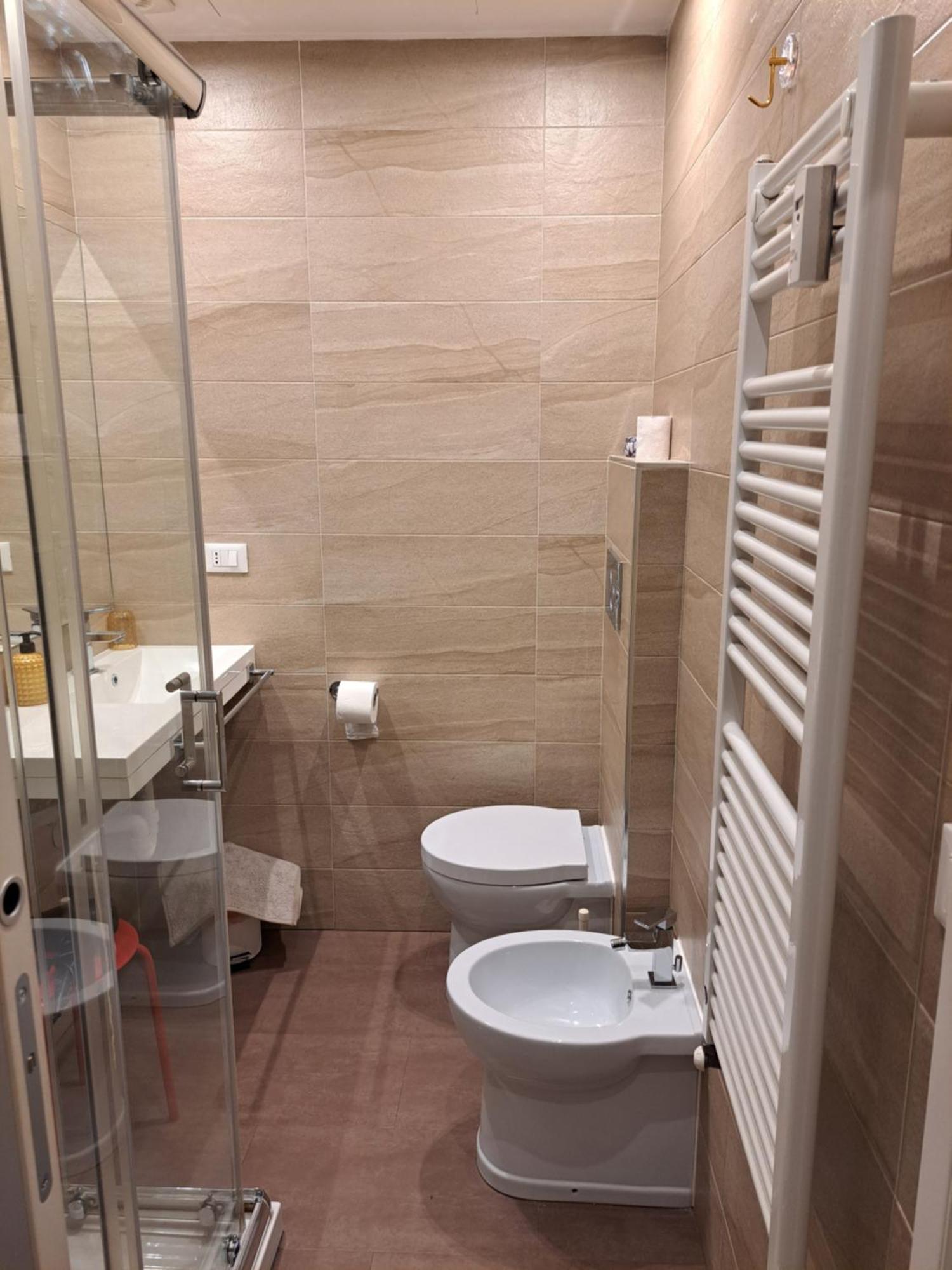 Loca Hotell Torino Eksteriør bilde